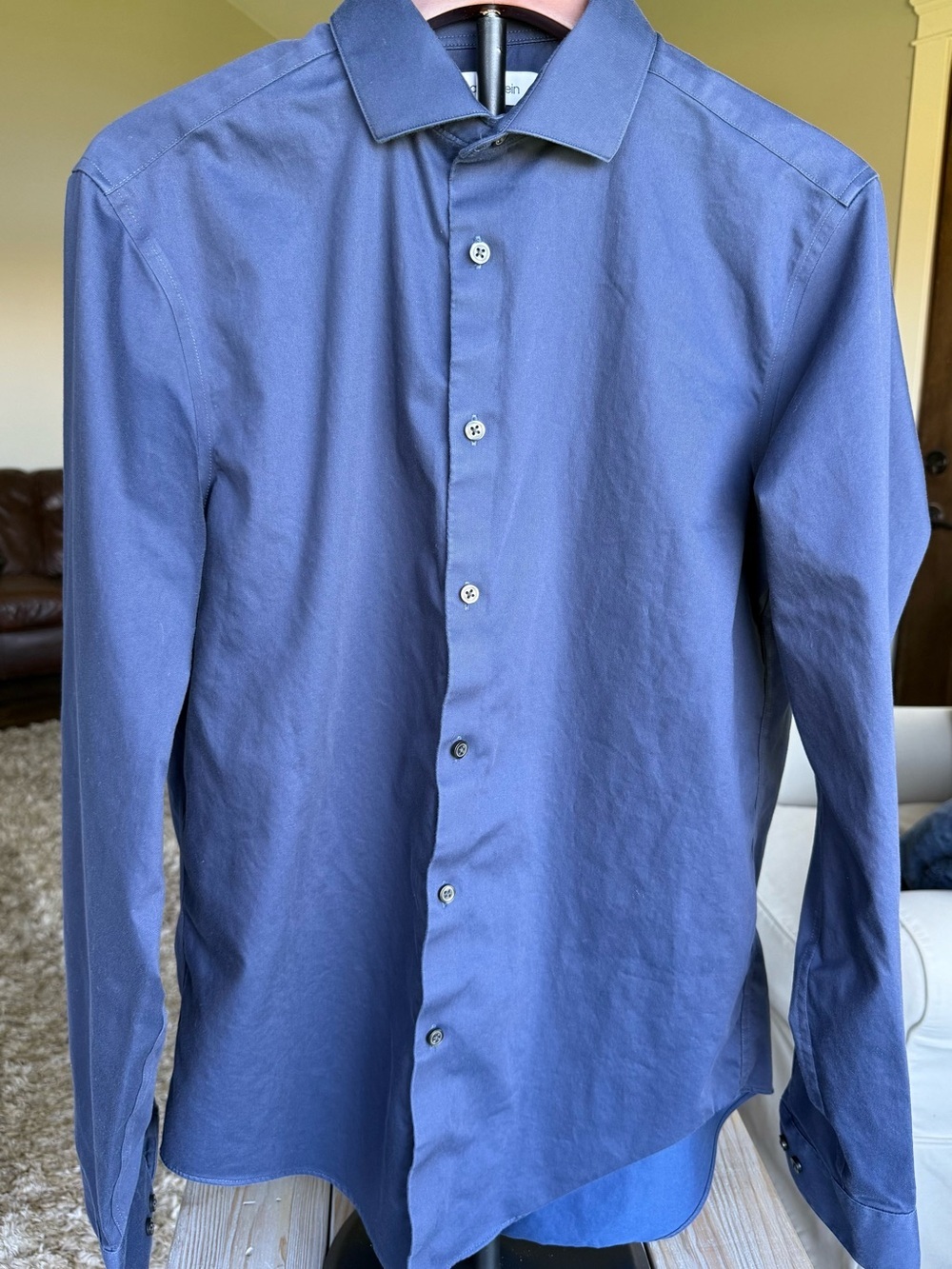 Calvin Klein Slim Fit Wrinkle Free Dress Shirt in Dark Blue Medium 15 1/2, 34/35